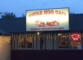 Whole Hog Cafe food