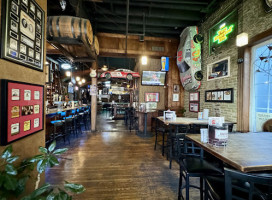 Diorio's Pizza And Pub inside