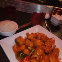 Lillie's Asian Cuisine food