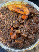 Yaad Pot food