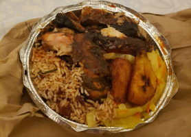 Yaad Pot food