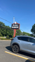 Manalapan Diner outside