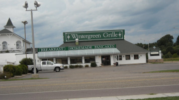 Wintergreen Grille outside