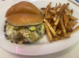 Ron's Hamburgers Chili At The Farm Shopping Center food