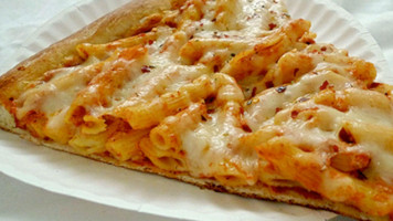 Renzo's Marlboro Pizzeria food