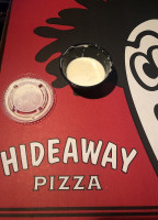 Hideaway Pizza food