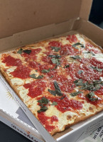 Brooklyn Square Pizza food