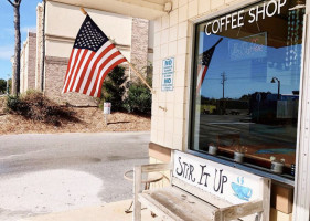 Stir It Up Coffee Shop outside