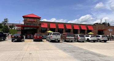 Sheetz outside