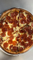 Isles Pub Pizza food