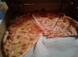 Lenny's Pizza food