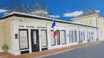 The Metro Bistrot outside