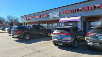 Apple Barrel Cafe Broken Arrow outside