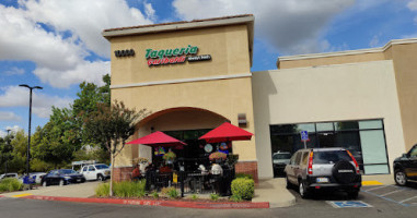 Taqueria Garibaldi Roseville outside