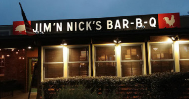 Jim 'n Nick 's -b-q food