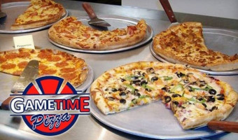 Gametime Pizza food