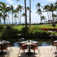 Longhi's Ko Olina inside