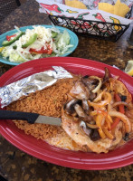 Tres Potrillos Mexican Grill food