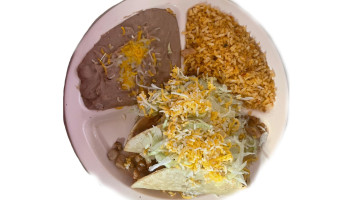 Alanberto's Mexican Food food