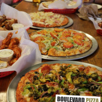 Boulevard Pizza food