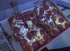 Little Caesars Pizza food