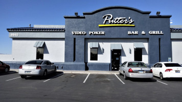 Putter's Grill South Strip outside