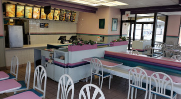 Taco Bell inside