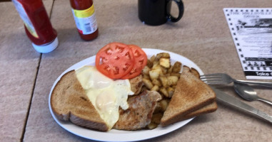 The Hillsville Diner food