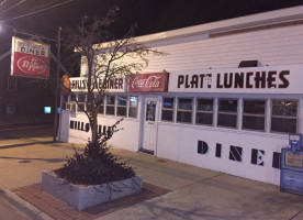 The Hillsville Diner food