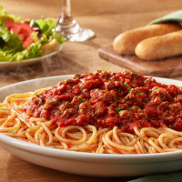 Olive Garden food