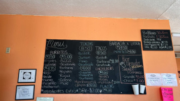 Elotes Chorreandos menu