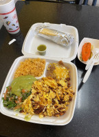 Roberto's Taco Shop food