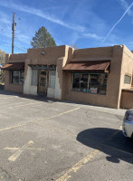 El Camino Dining Room outside