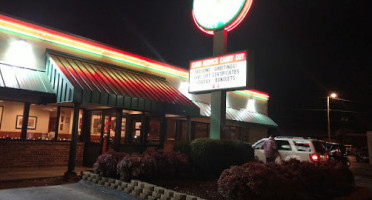 Louis Original Drive In food