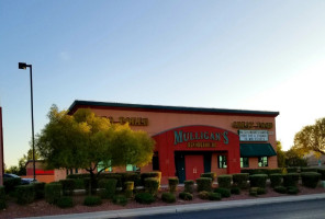 Mulligans Border Grill outside