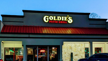 Goldie's Patio Grill outside