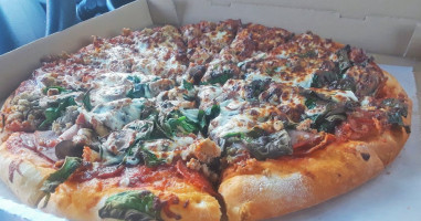 Nancy's On Main: Handcrafted Pizza-pasta-pastries food