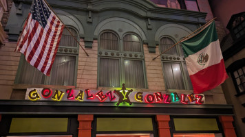 Gonzalez Y Gonzalez food