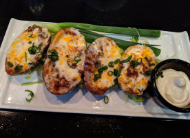 The Draft Sports Grill food