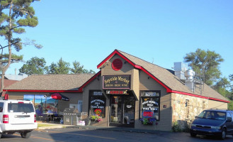 Bayside Market food