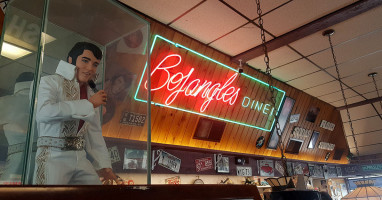 Bojangles Diner outside