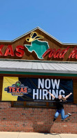 Texas Roadhouse outside