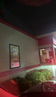 Hardee’s outside