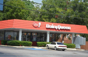 Dairy Queen outside