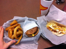 Hardee’s food