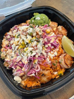 Los Chiludos Fresh Mexican Grill food