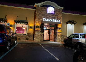 Taco Bell inside