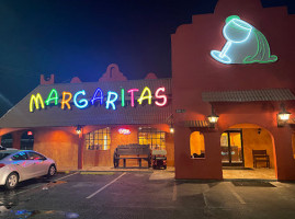 Las Margaritas Mexican Grill outside