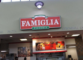 Famous Famiglia Pizza food