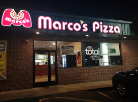 Marco's Pizza outside